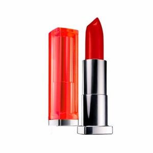 2 Maybelline Sensational Lipstick On Fire Red